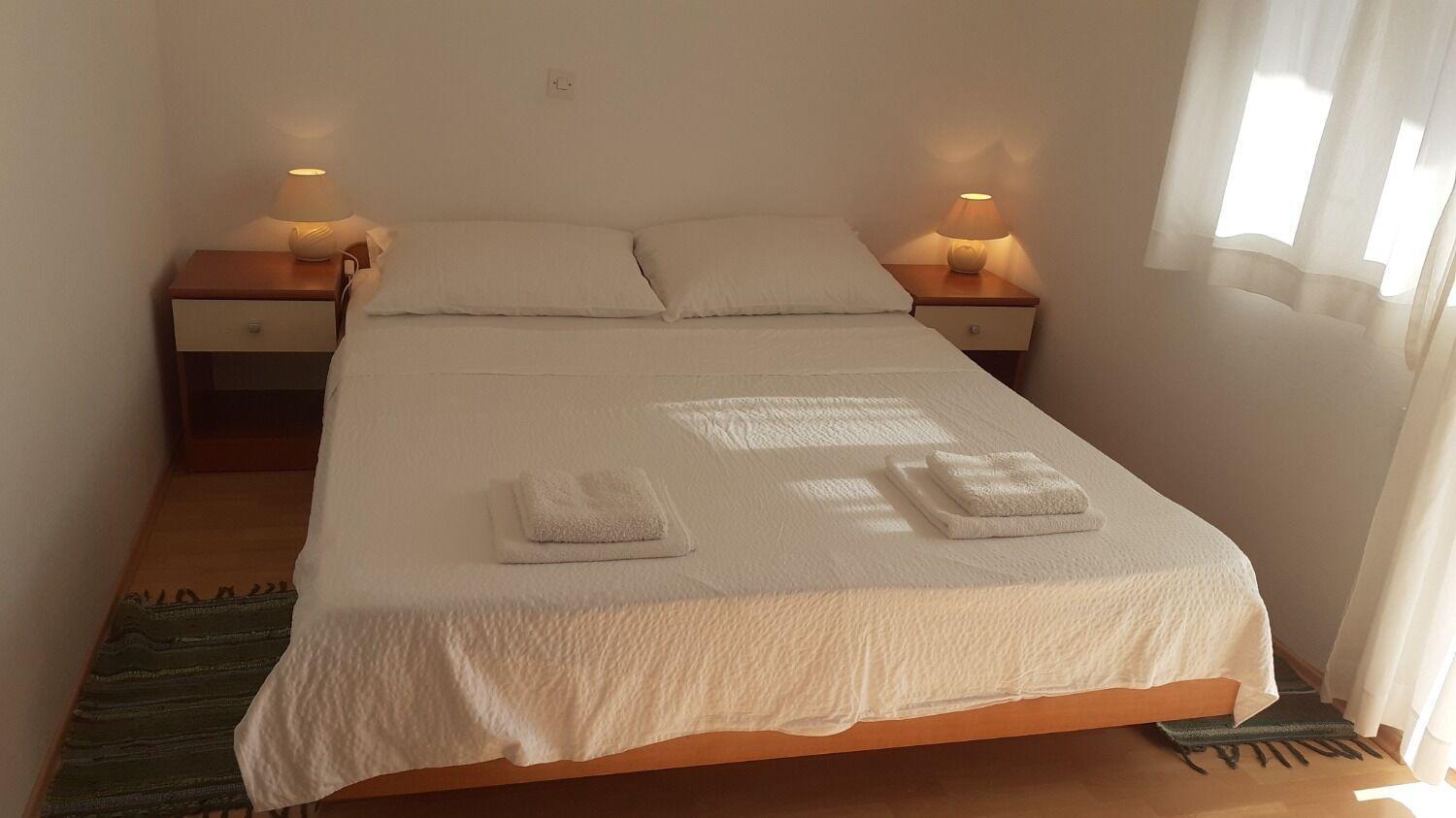 Apartments Dobri - 500M From Beach Nin Buitenkant foto