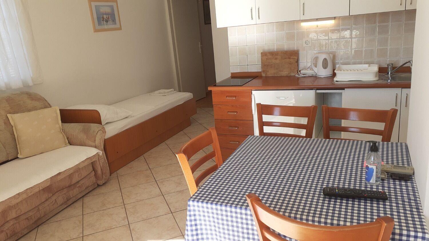 Apartments Dobri - 500M From Beach Nin Buitenkant foto
