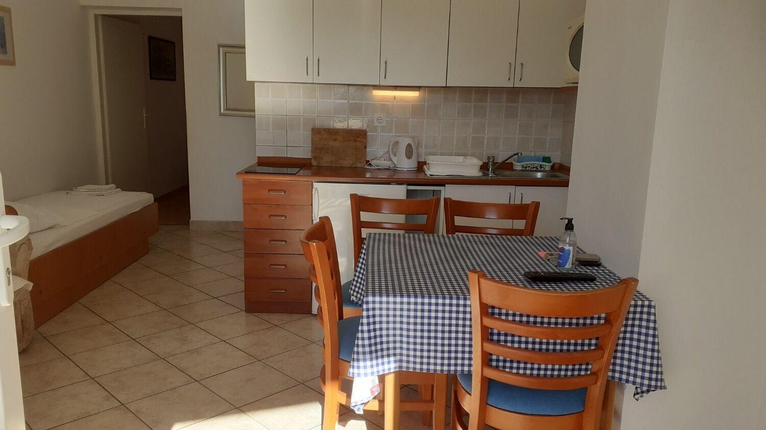 Apartments Dobri - 500M From Beach Nin Buitenkant foto